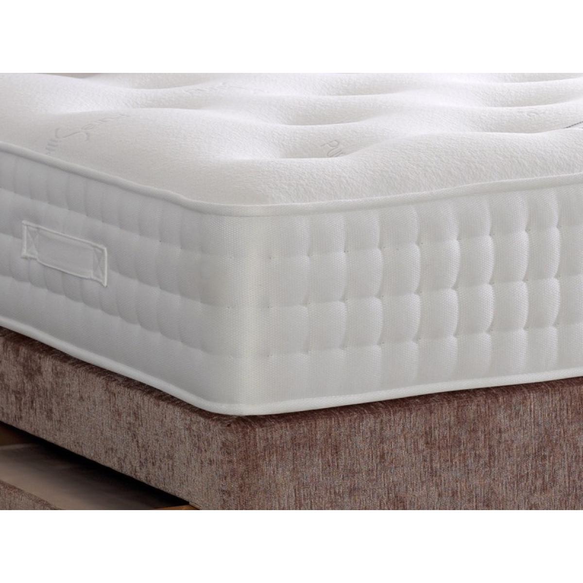 Highgrove Greenwich Mattress - 135cm Double In White – image 3