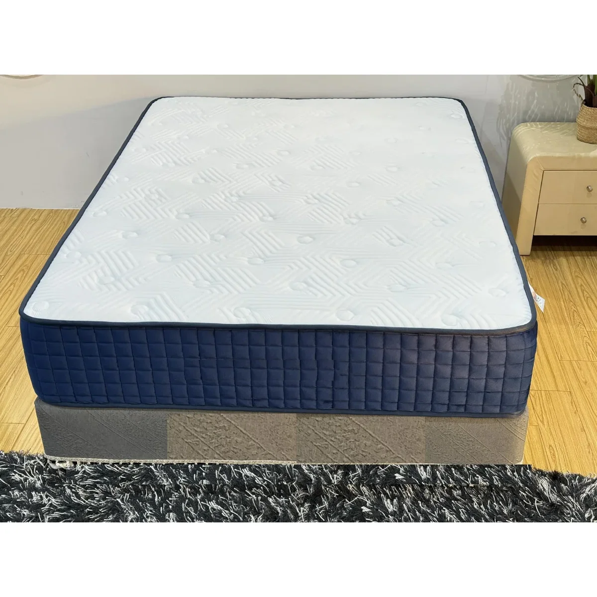 Windermere Royal Tight Top Firm Support King Size Mattress - White – image 3