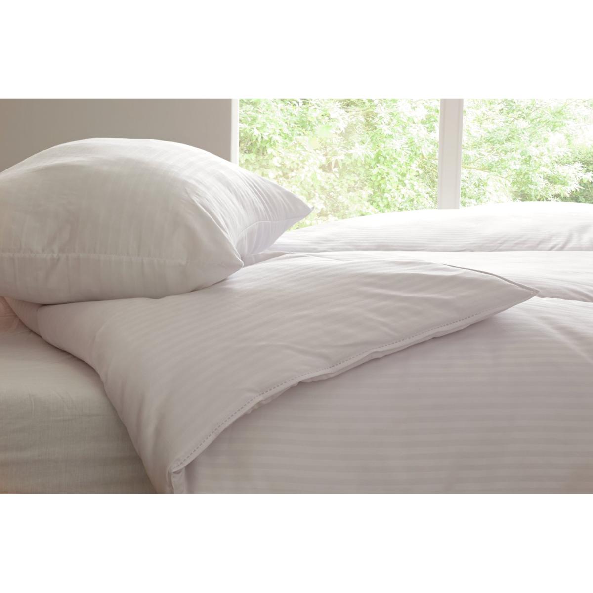 Habitat Feels Like Down 10.5 Tog Duvet - Superking – image 4