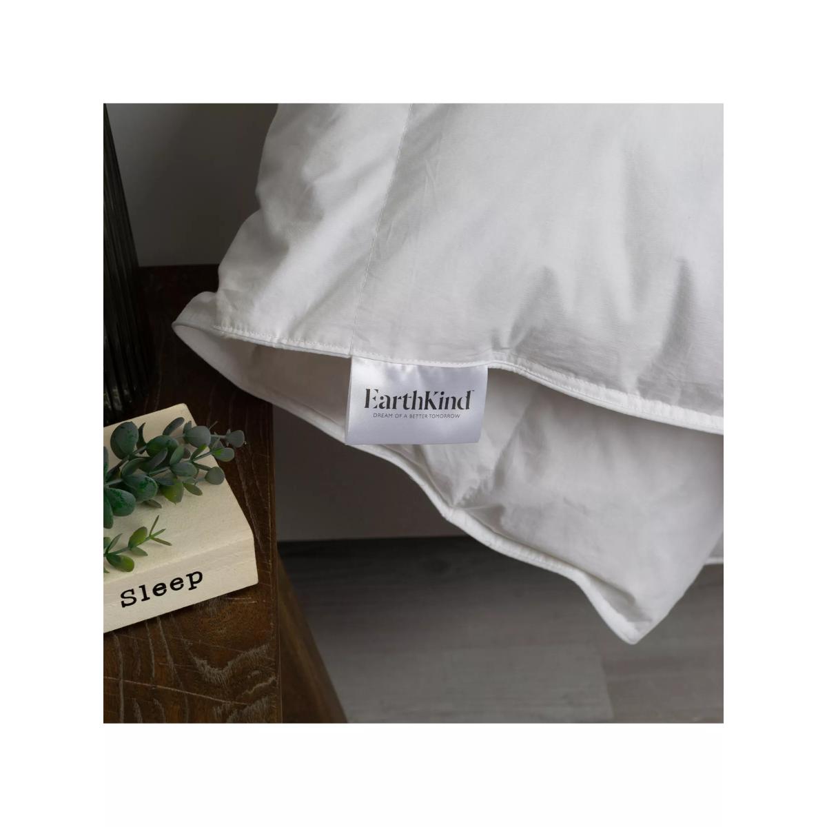 EarthKind™ Recycled Feather & Down Duvet, 10.5 Tog – image 4