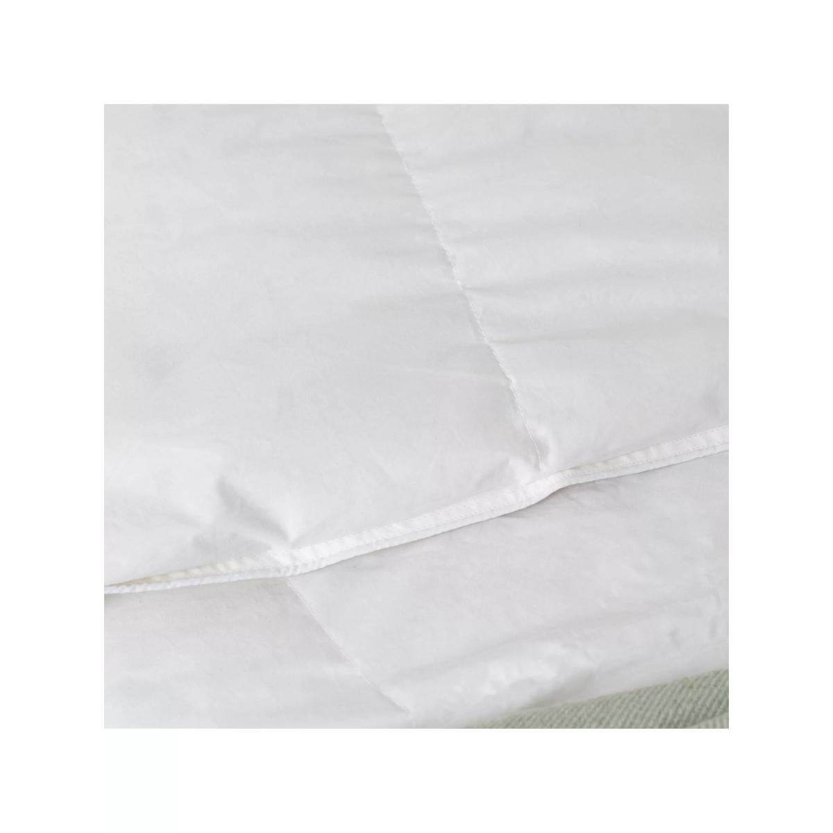 EarthKind™ Recycled Feather & Down Duvet, 10.5 Tog – image 5