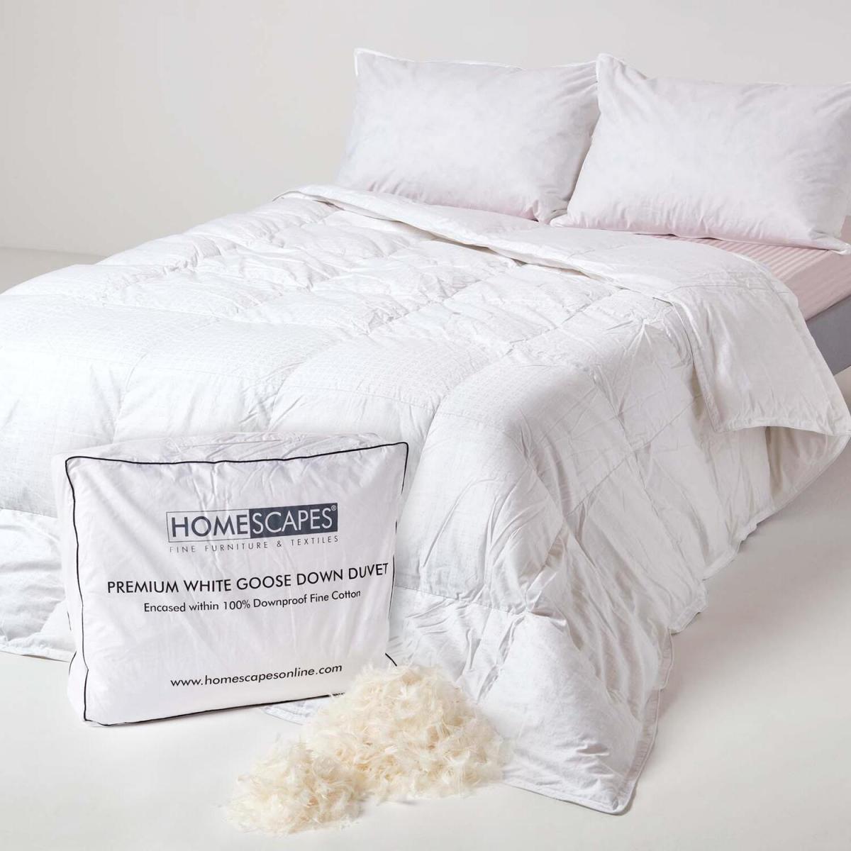 Homescapes Goose Down 13.5 Tog Duvet - White / Super King size – image 1
