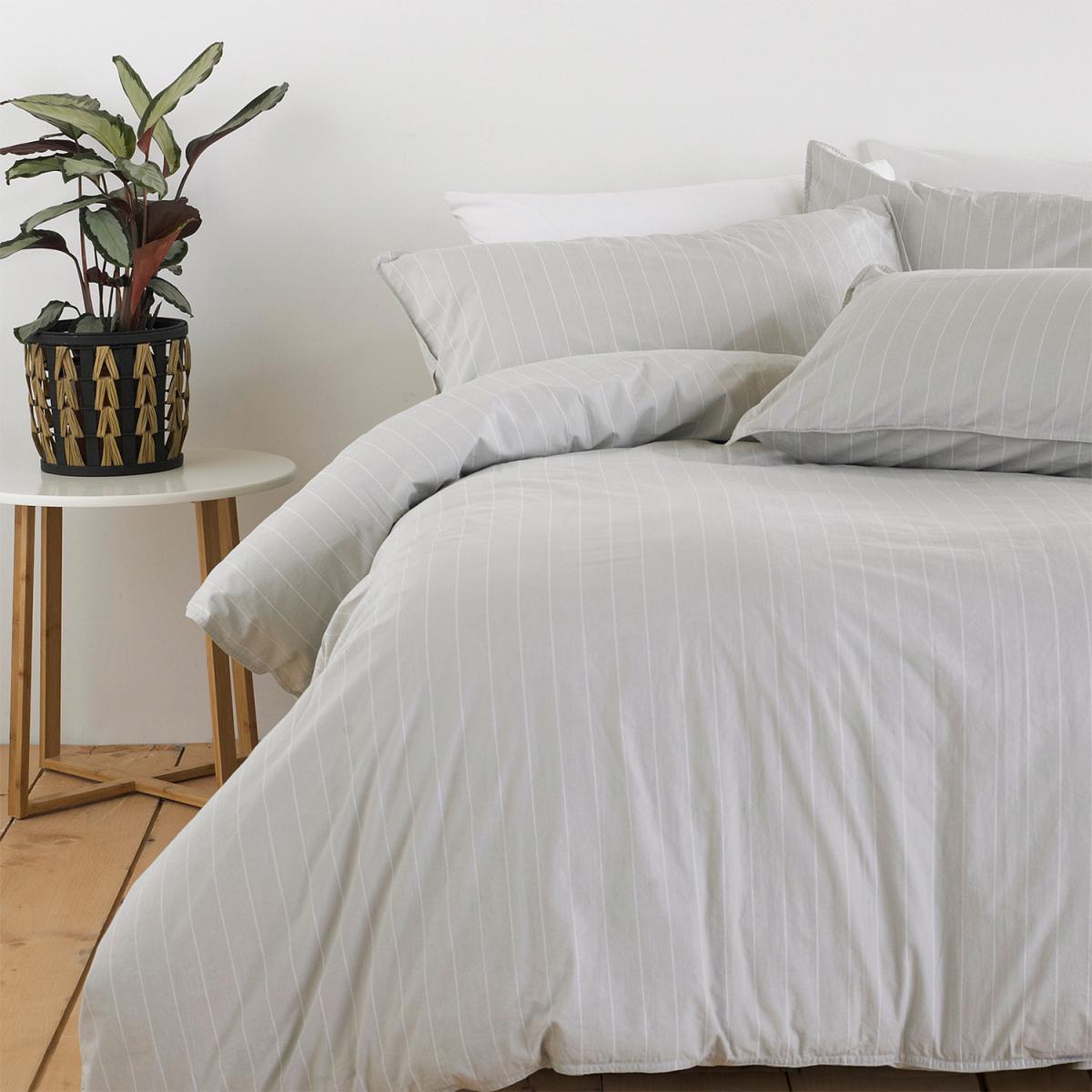 Pinstripe Duvet Cover Set - Superking – image 3