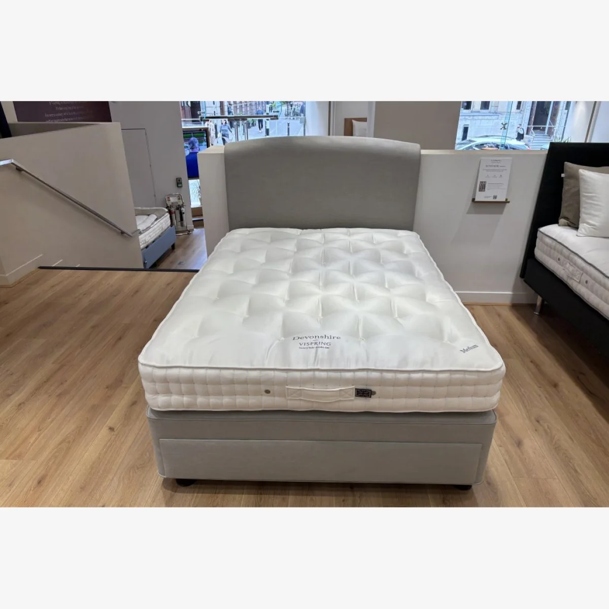 Vispring Devonshire Divan Set - Double Size - Ex-Display.