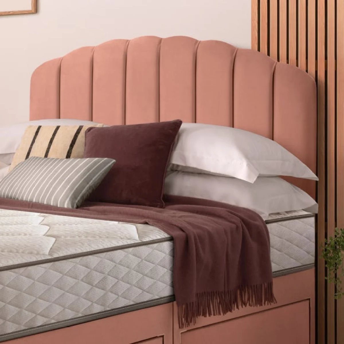 Silentnight Divan Set with Merlin Headboard and 800 Pocket Spring Memory Foam Mattress – image 3