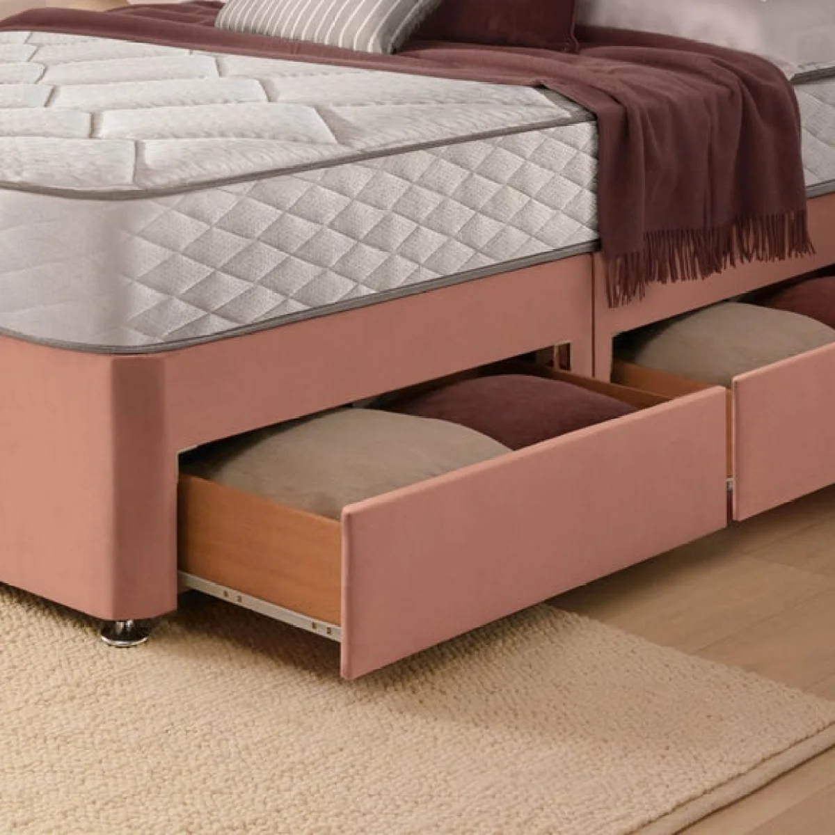 Silentnight Divan Set with Merlin Headboard and 800 Pocket Spring Memory Foam Mattress – image 4