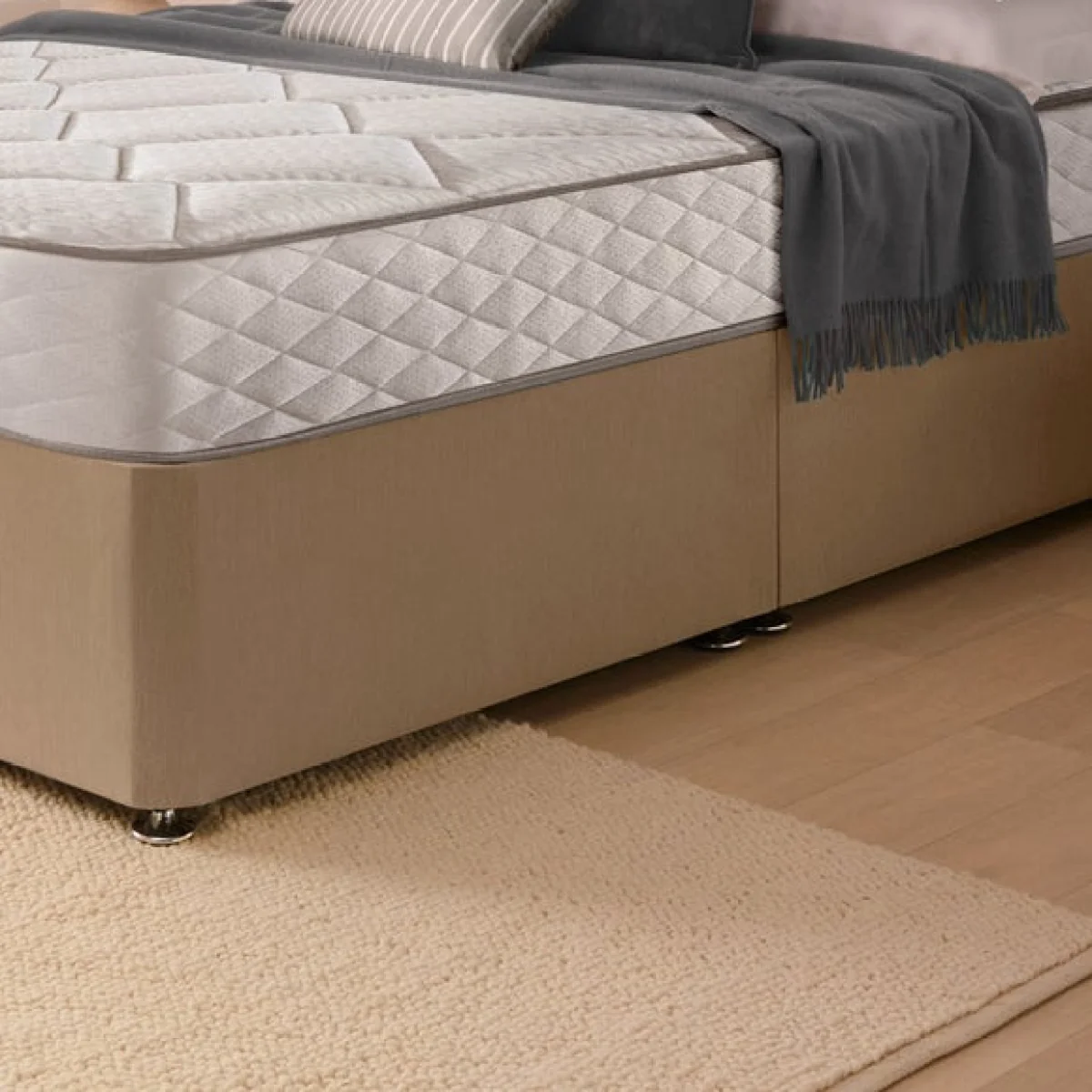 Silentnight Divan Set with Merlin Headboard and 800 Pocket Spring Memory Foam Mattress – image 4