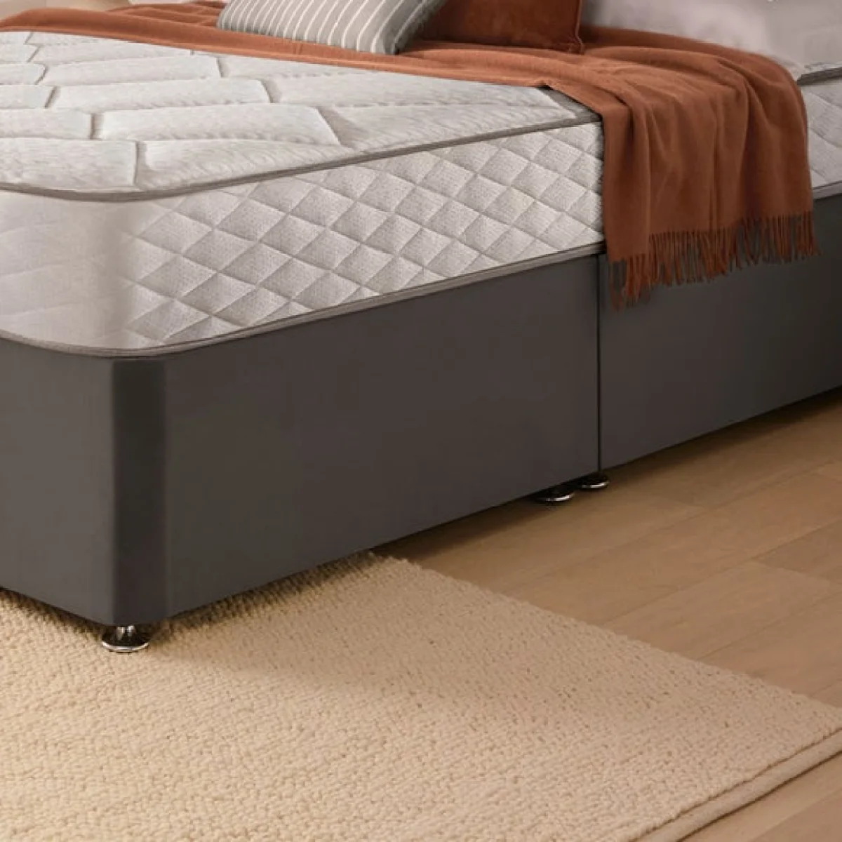 Silentnight Divan Set with Merlin Headboard and 800 Pocket Spring Memory Foam Mattress – image 4