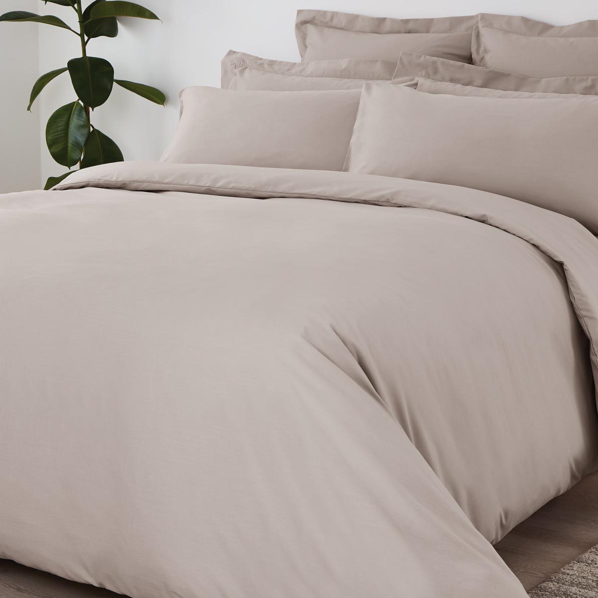 Non Iron Plain Fitted Sheet Natural – image 4