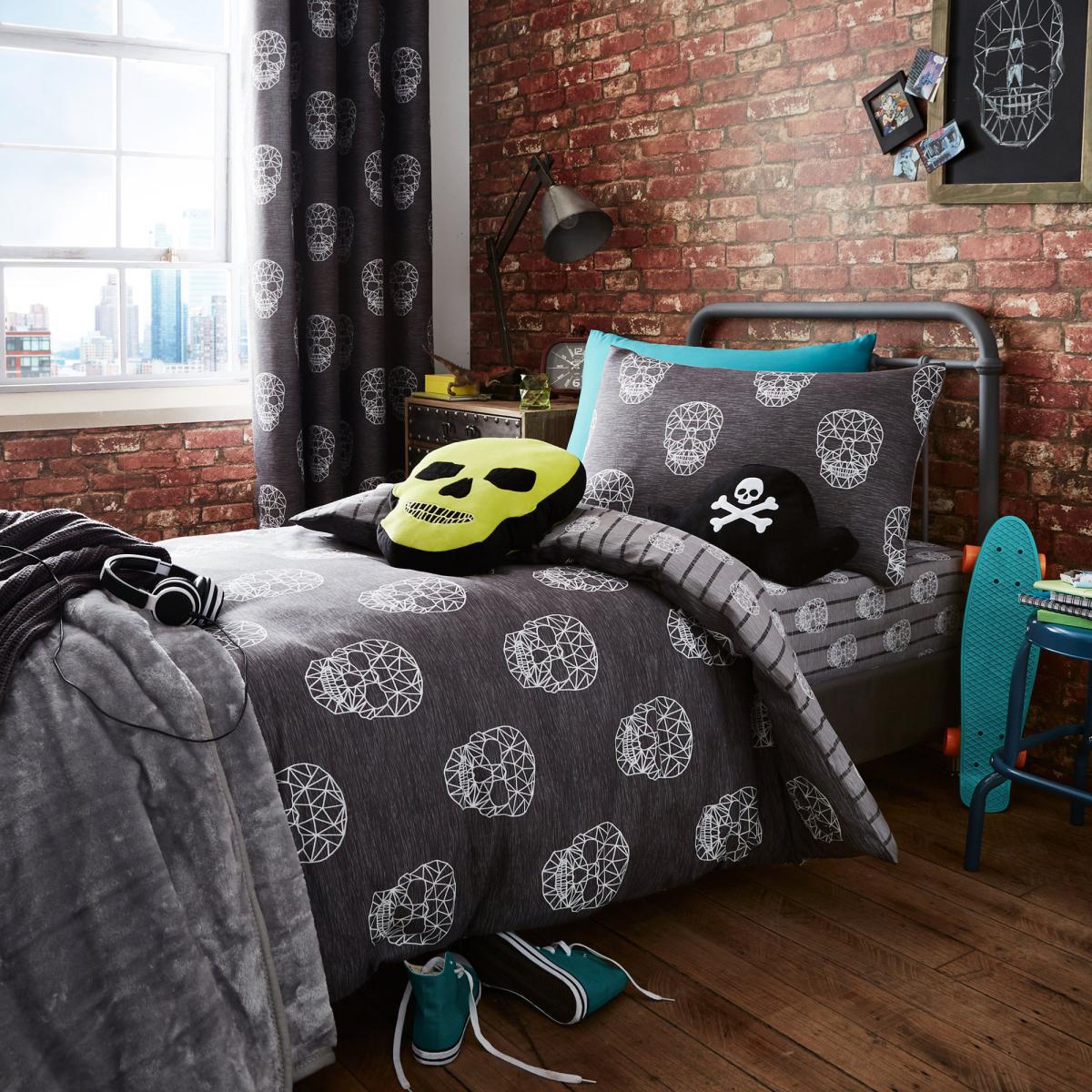 Catherine Lansfield Skulls Easy Care Double Fitted Sheet Grey and White – image 4