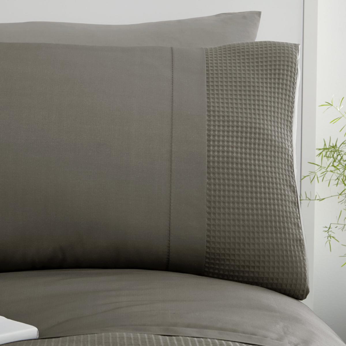 Waffle Grey Duvet Cover and Pillowcase Set Grey – image 4