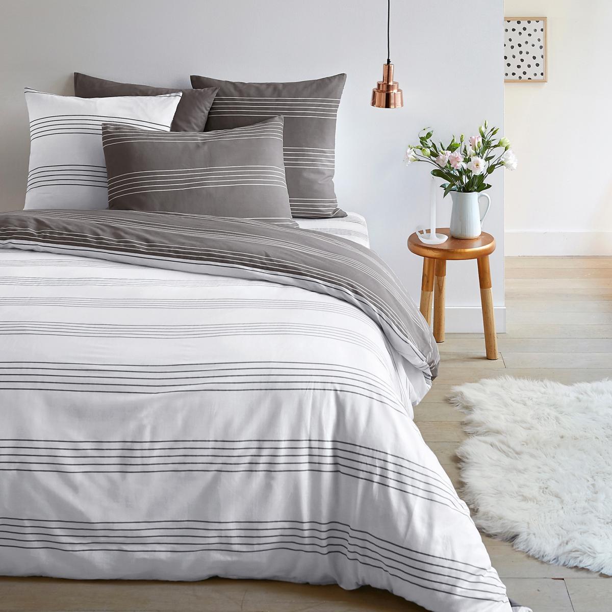 Horizon Striped Cotton Fitted Sheet – image 3