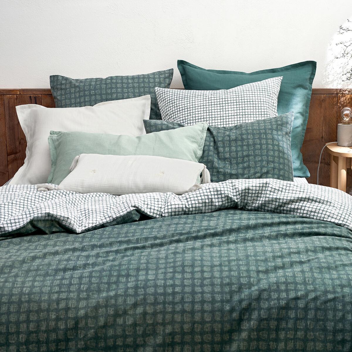 Idra Washed Cotton Fitted Sheet – image 3