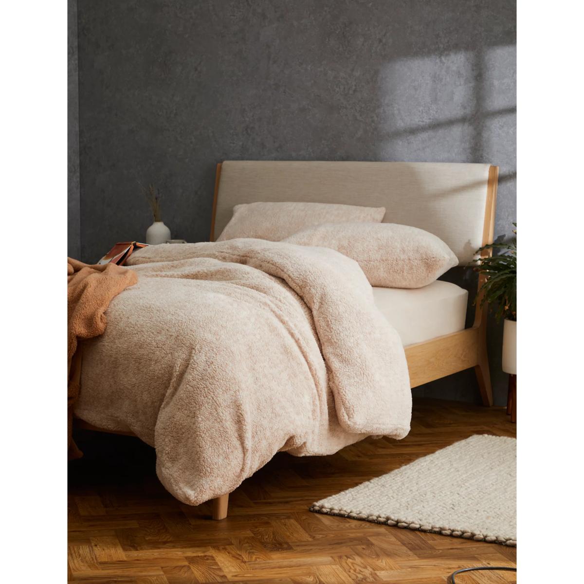 M&S Teddy Fleece Marl Bedding Set - SGL - Neutral, Grey,Neutral – image 3