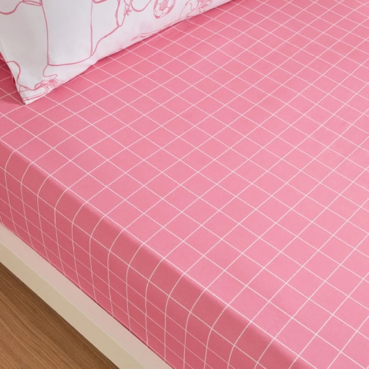 Set of 2 Football Doodles Fitted Sheets – image 2