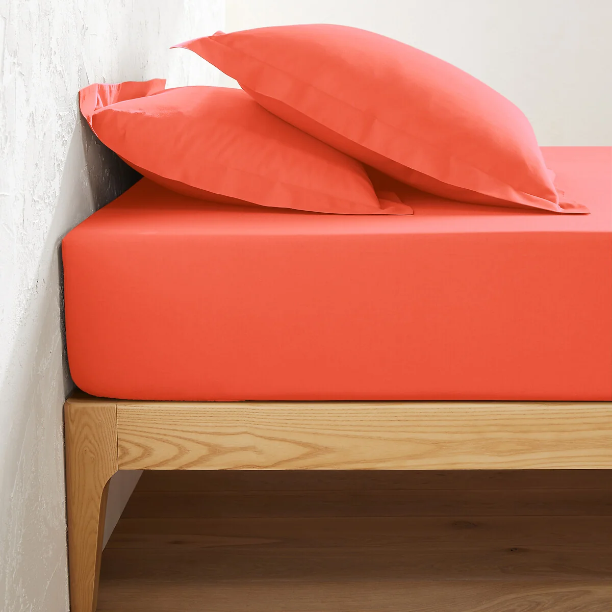 Scenario 25cm High Plain Polycotton Fitted Sheet – image 1