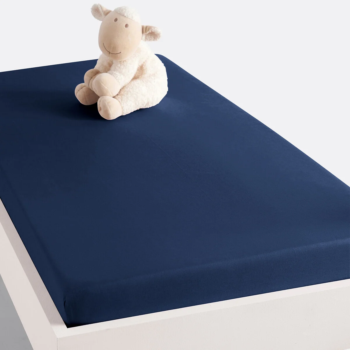 Scenario Plain Polycotton Fitted Sheet – image 1