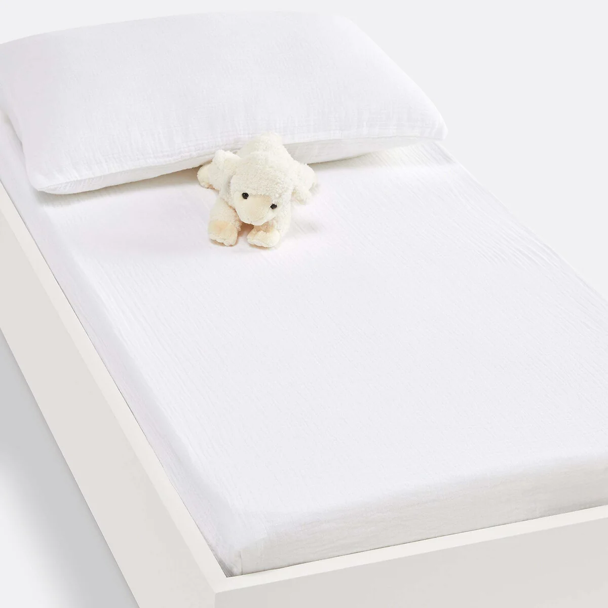 Fitted Sheet For Cot in Plain Cotton Muslin, Kumla – image 1