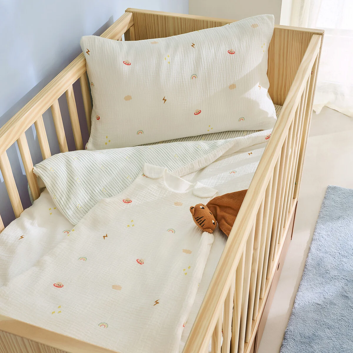 Diego Baby Planet Print Cotton Muslin Fitted Sheet with 17cm Flap – image 2