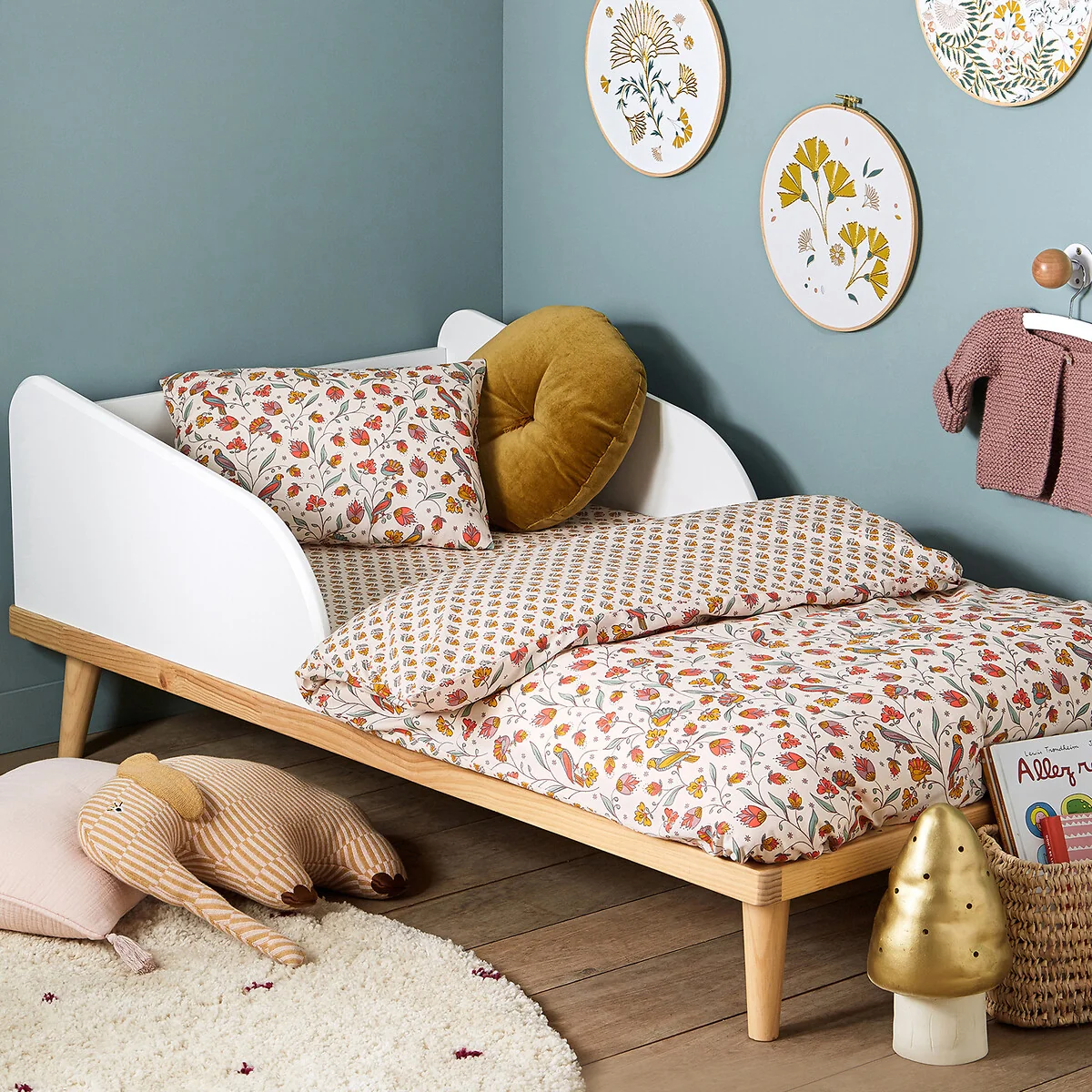 Bertille Floral Cotton Cot Fitted Sheet – image 2