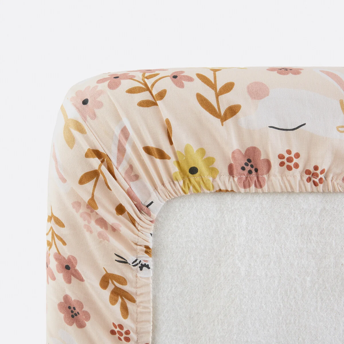 Baby's Floral Rabbit Fitted Sheet in Organic Cotton – image 4