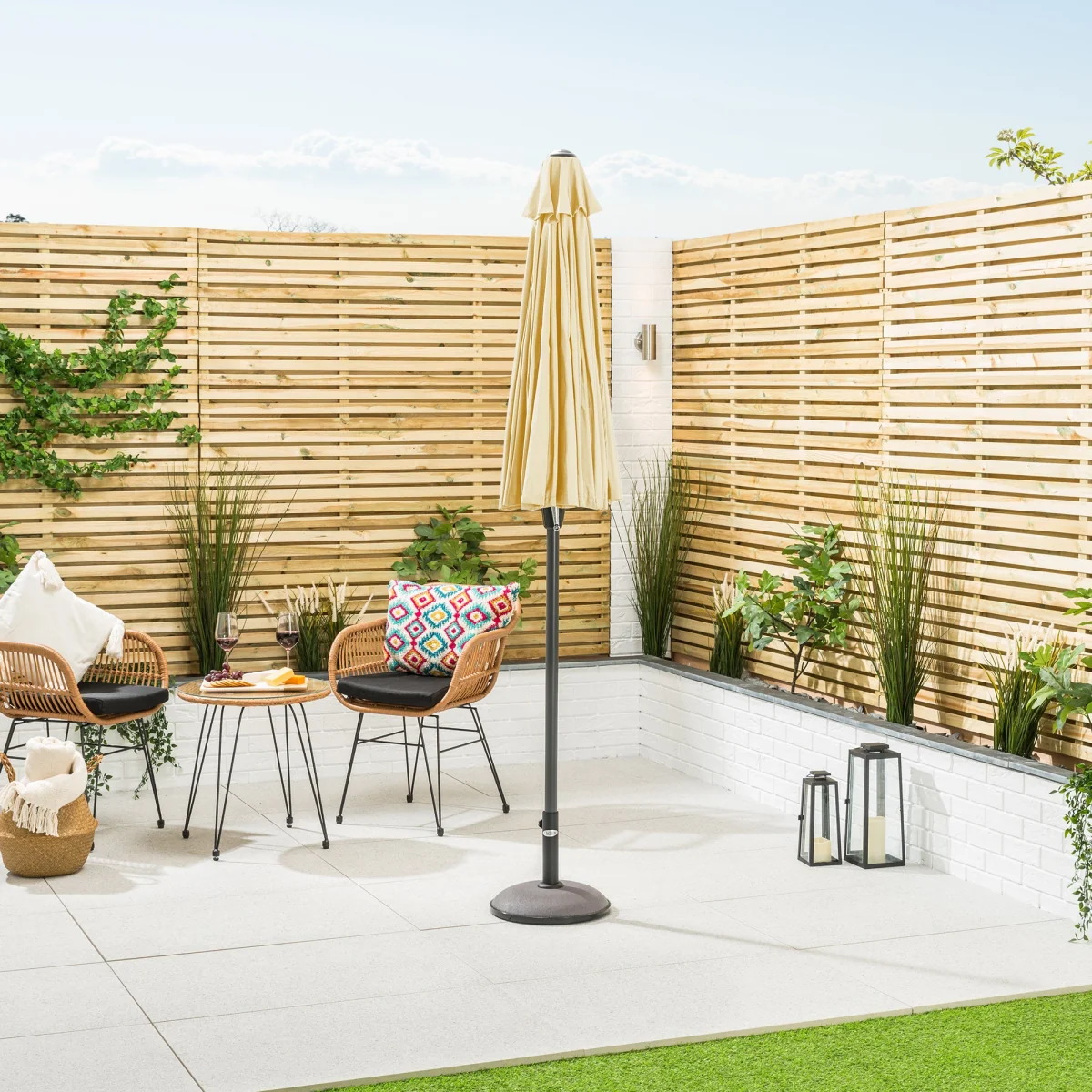 Shanghai Parasol with Tilt - 2m – image 20