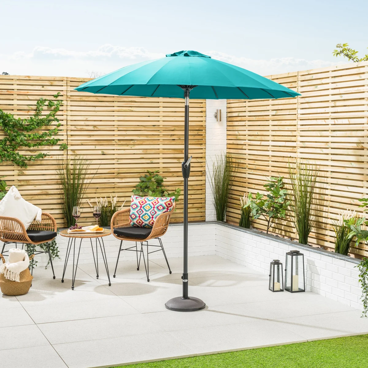 Shanghai Parasol with Tilt - 2m – image 7