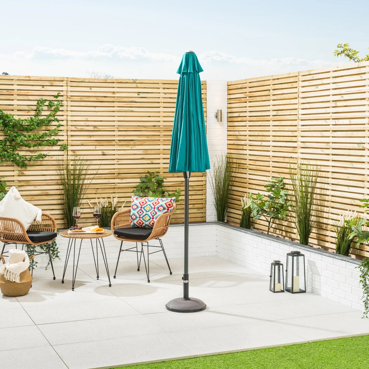Shanghai Parasol with Tilt - 2m – image 9