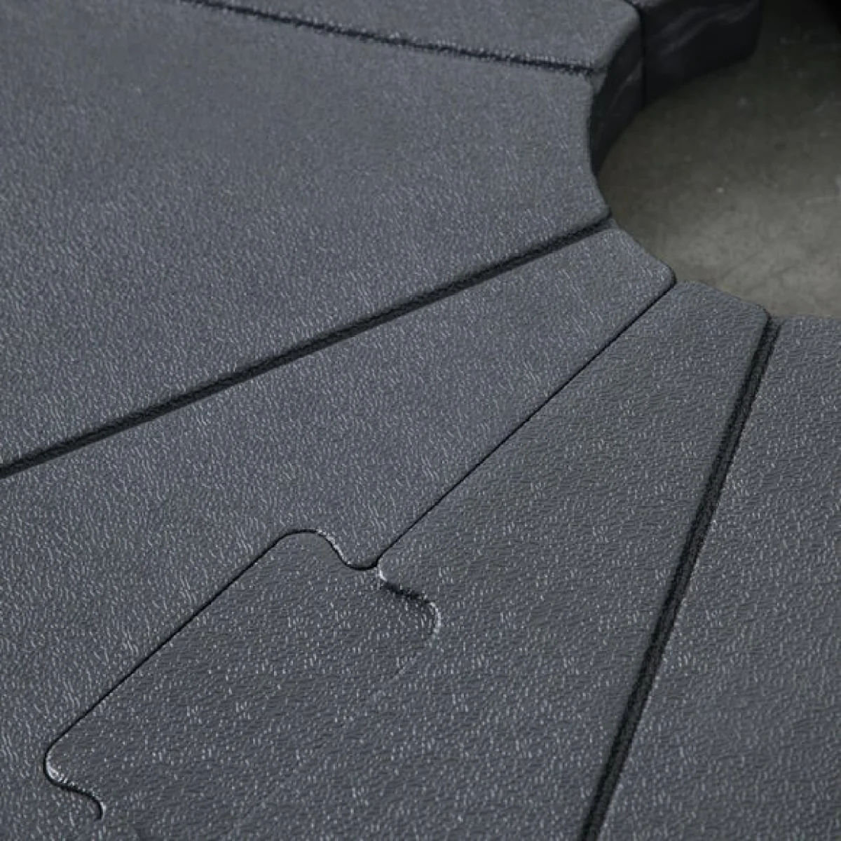 Return - Lecco Cantilever Parasol Base – image 2