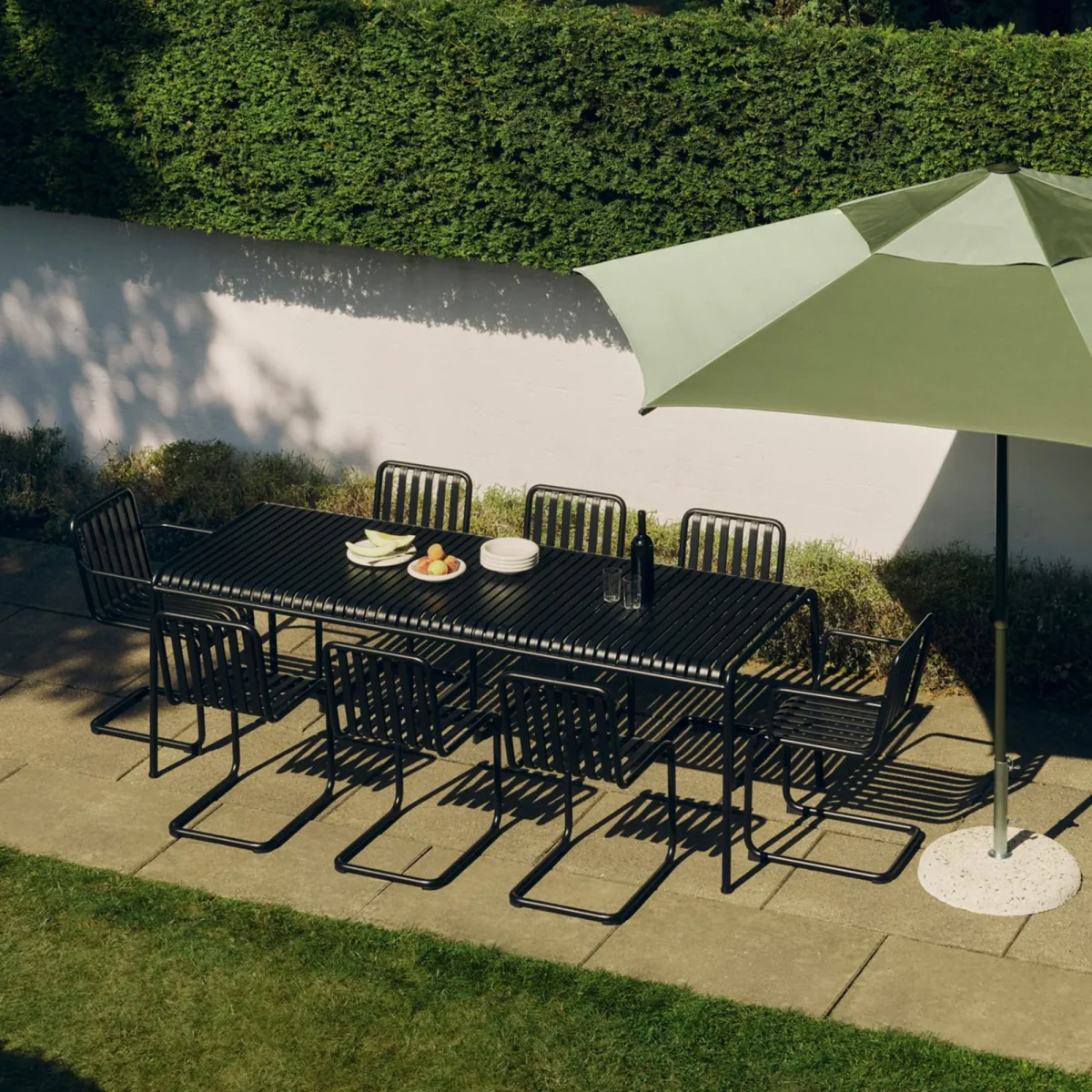 HAY Terrazza Hexagon parasol Green-dark green – image 2