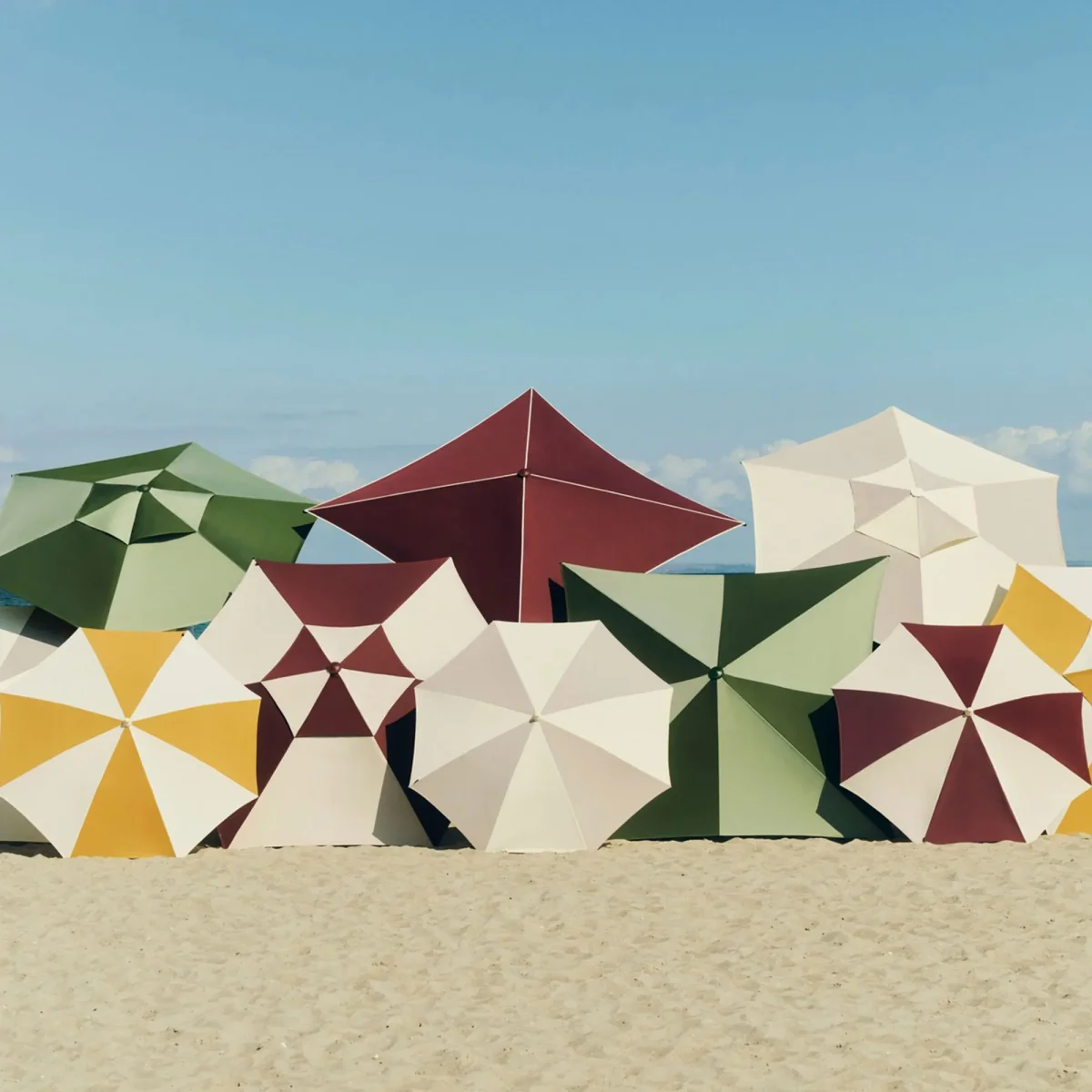 HAY Terrazza Hexagon parasol Green-dark green – image 4