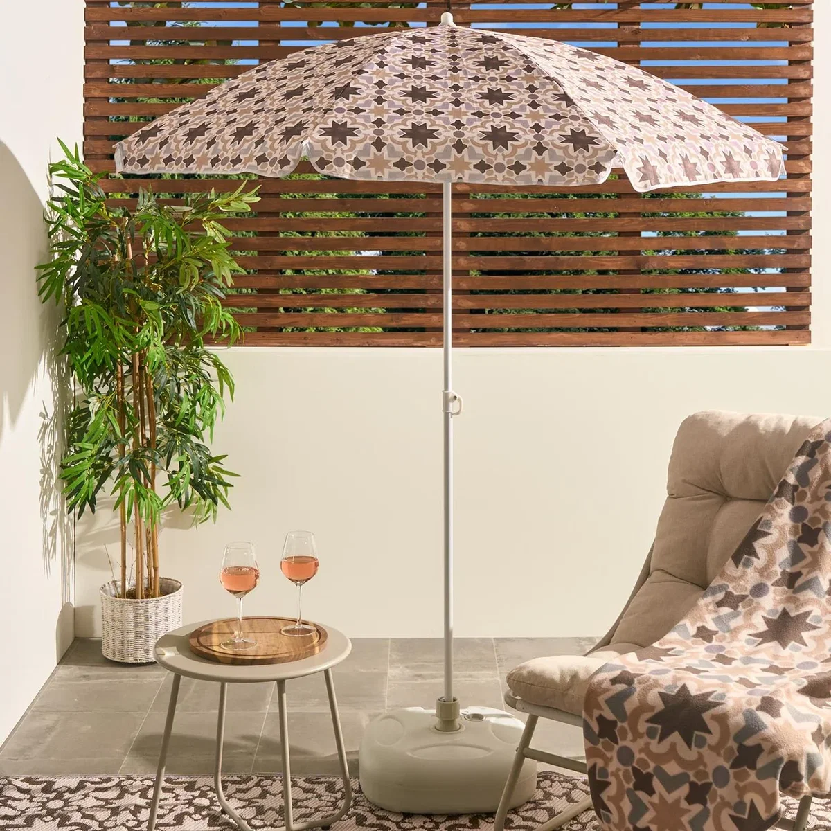Premium Fillable Parasol Weight - Natural – image 2