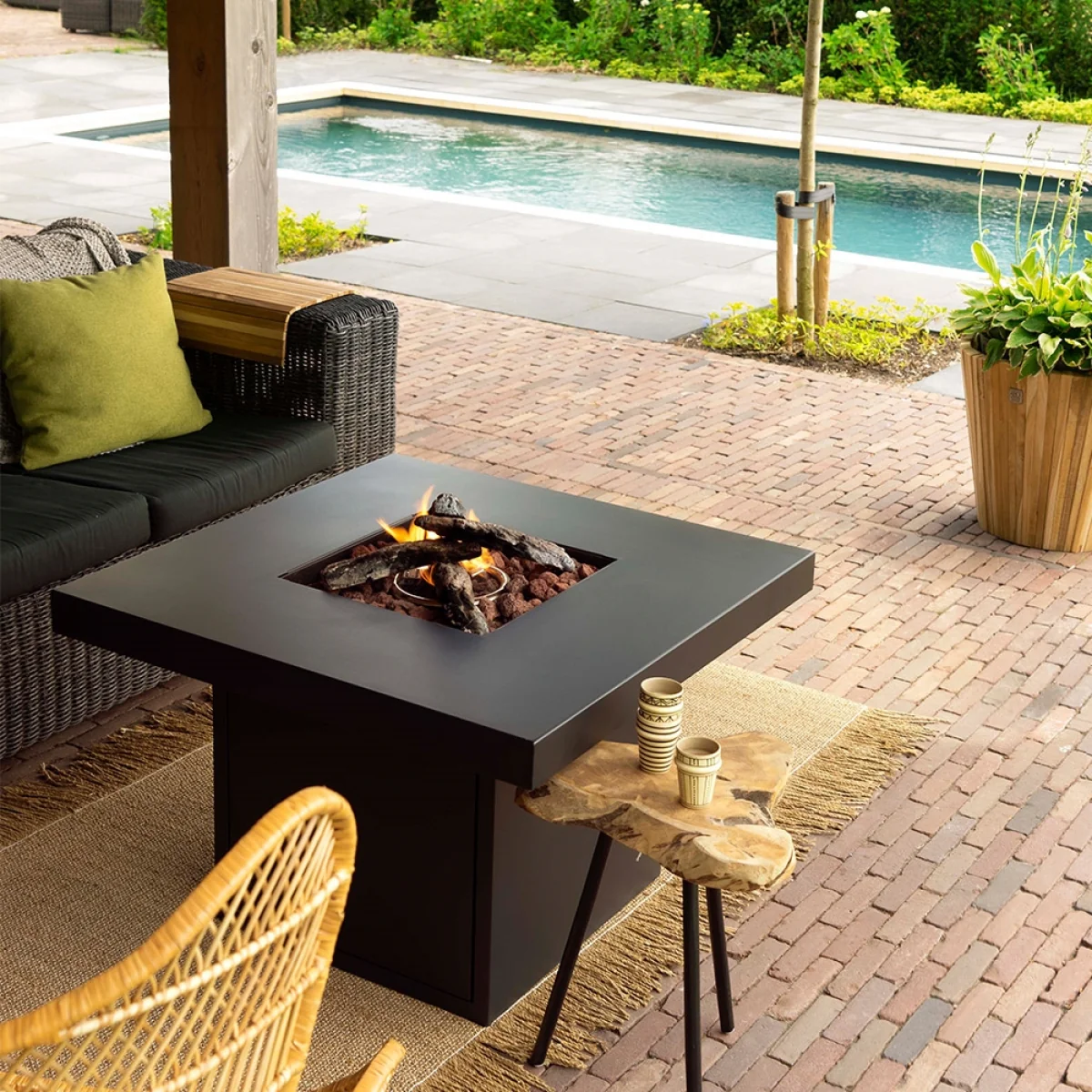 Cosi Fires Cosibrixx 90 Fire Pit Table