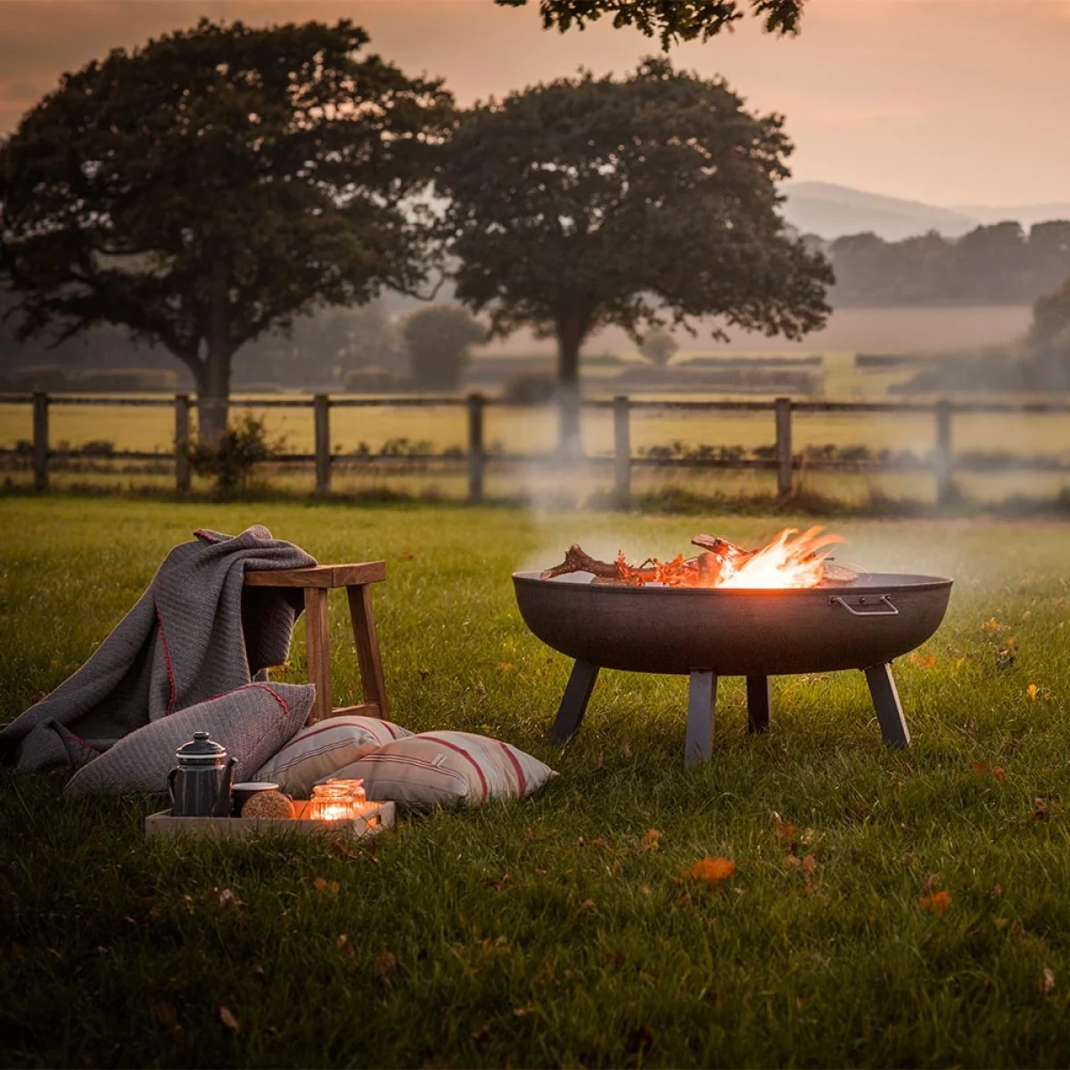 Garden Trading Foscot Outdoor Fire Pit in Raw Steel - Medium