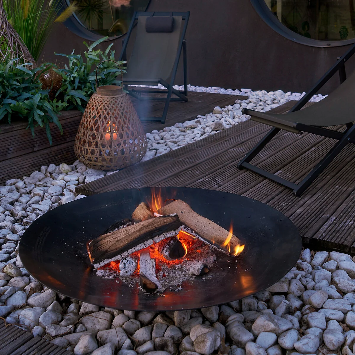 Attila Large Outdoor Fire Pit – image 3