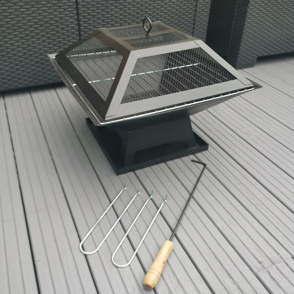 Redwood Outdoor Garden Square Fire Pit Heater with BBQ Grill - Black – image 3