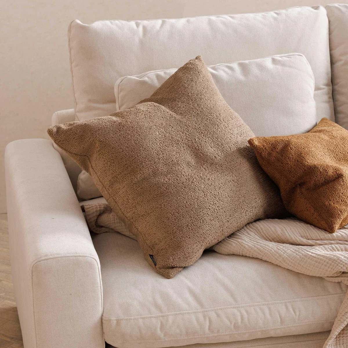 Carline LAF 1.5 Seat Armless Chair RAF 1.5 Seat Sofa, Neutral Fabric | Barker & Stonehouse – image 7