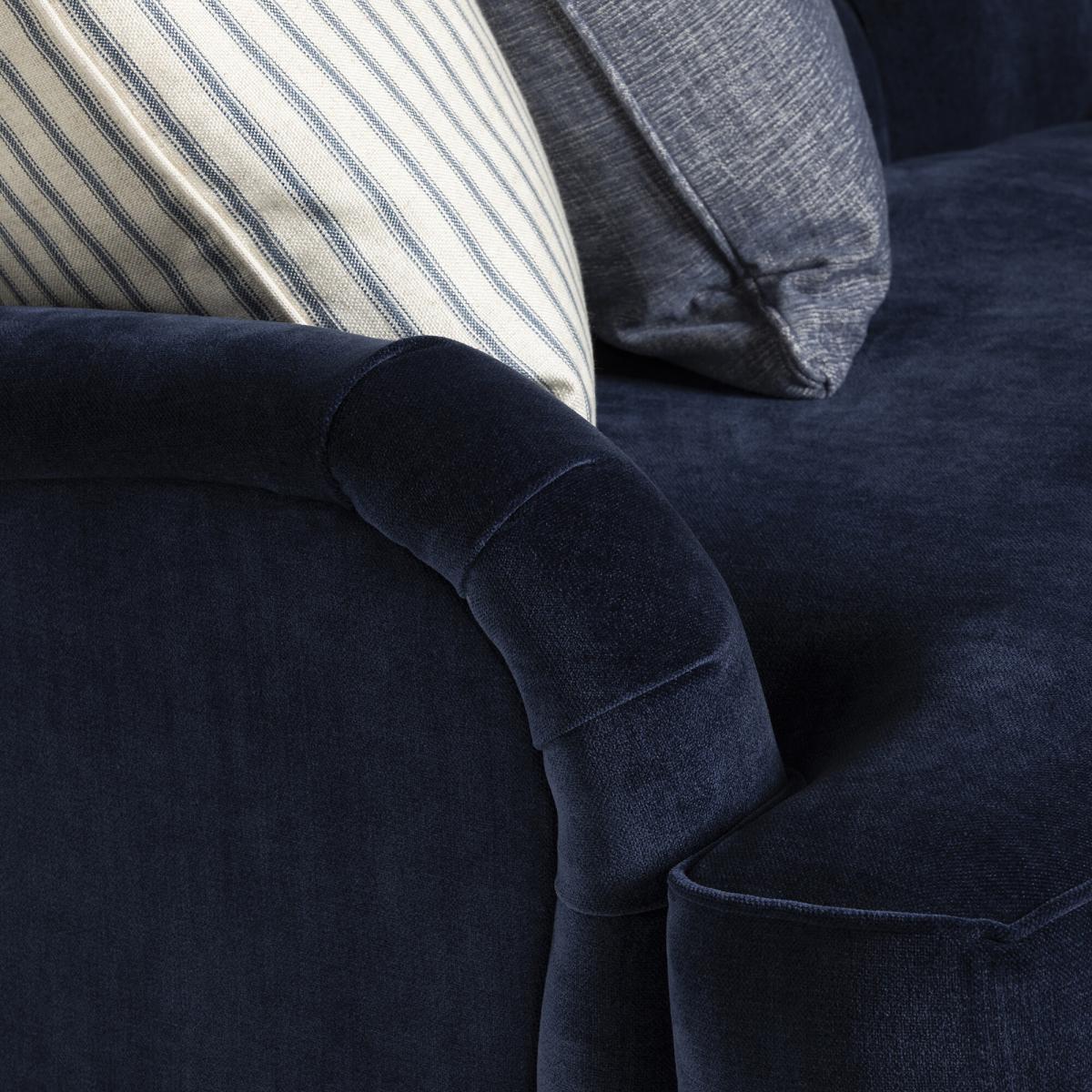 Windermere Large Chesterfield Sofa | Barker & Stonehouse – image 4