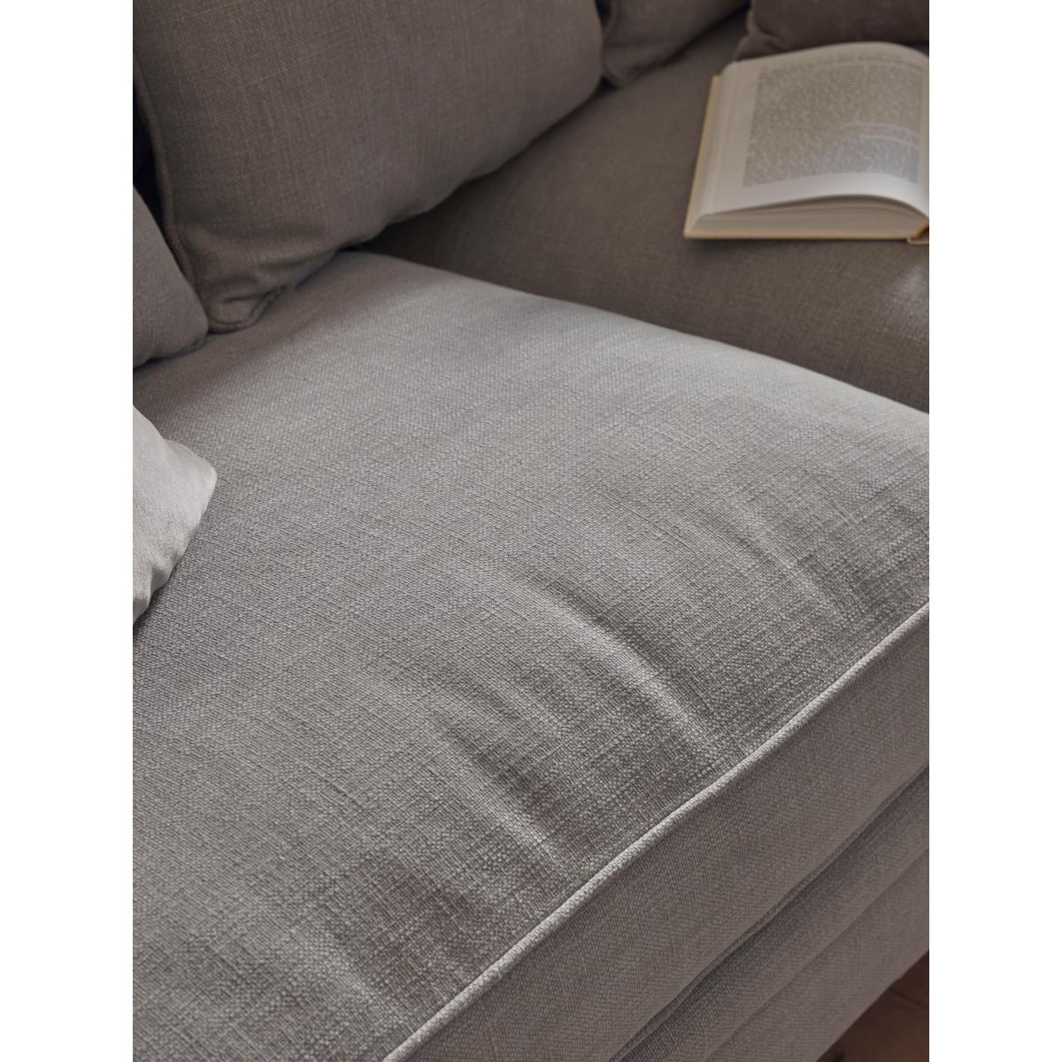 Flore Buttoned Sofa – image 3