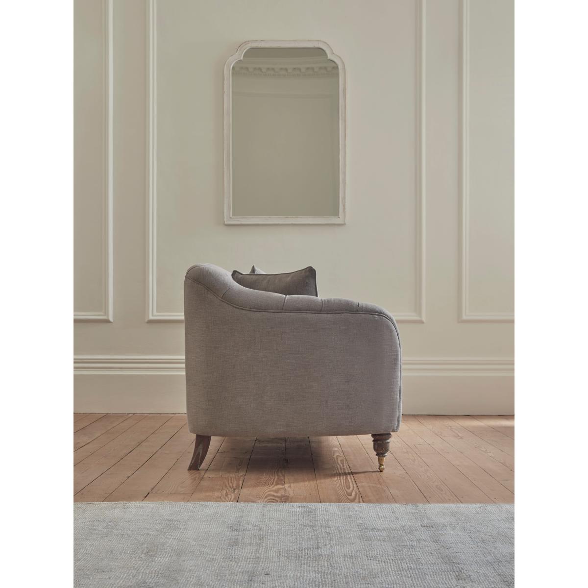 Flore Buttoned Sofa – image 7