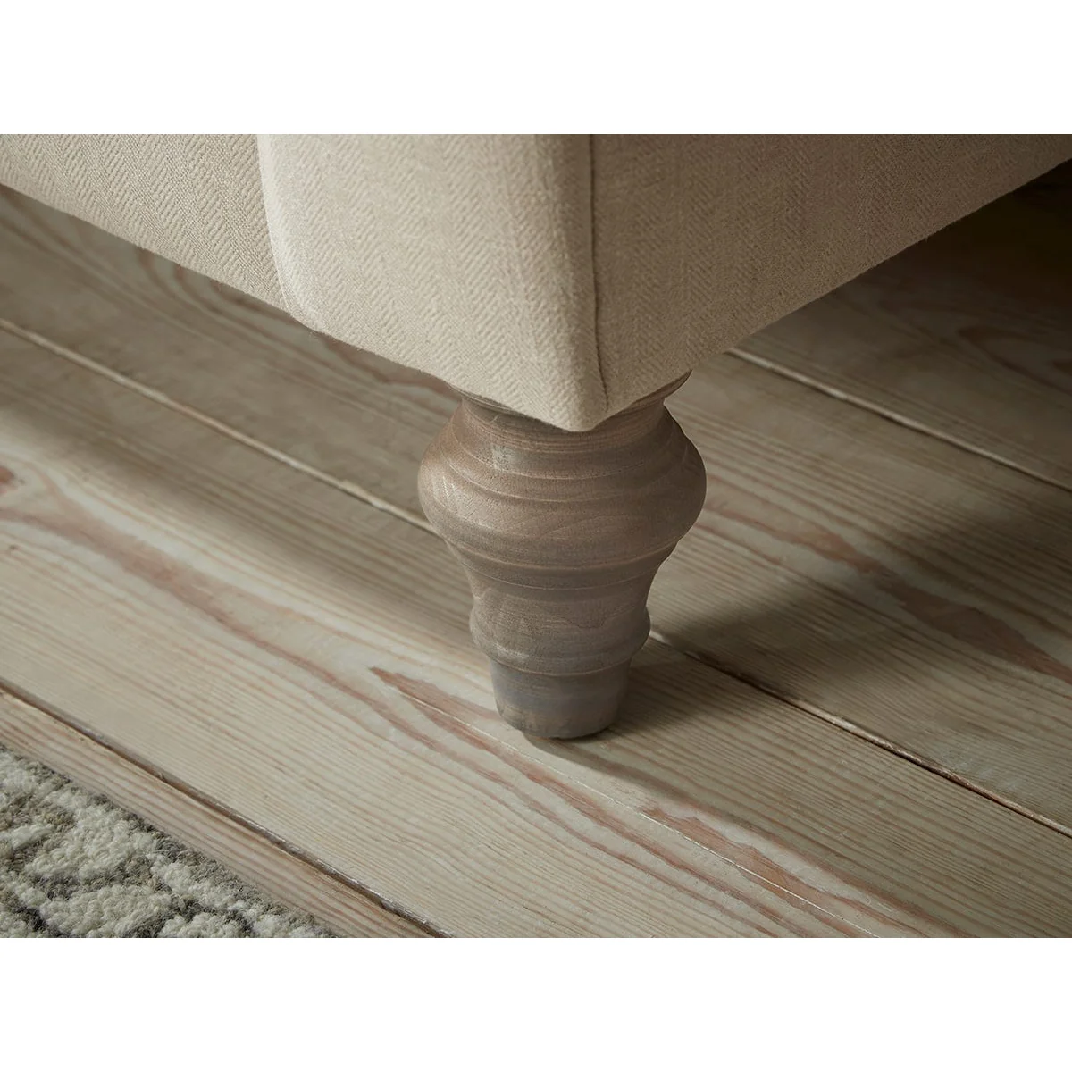 Kalmar Sofa – image 5