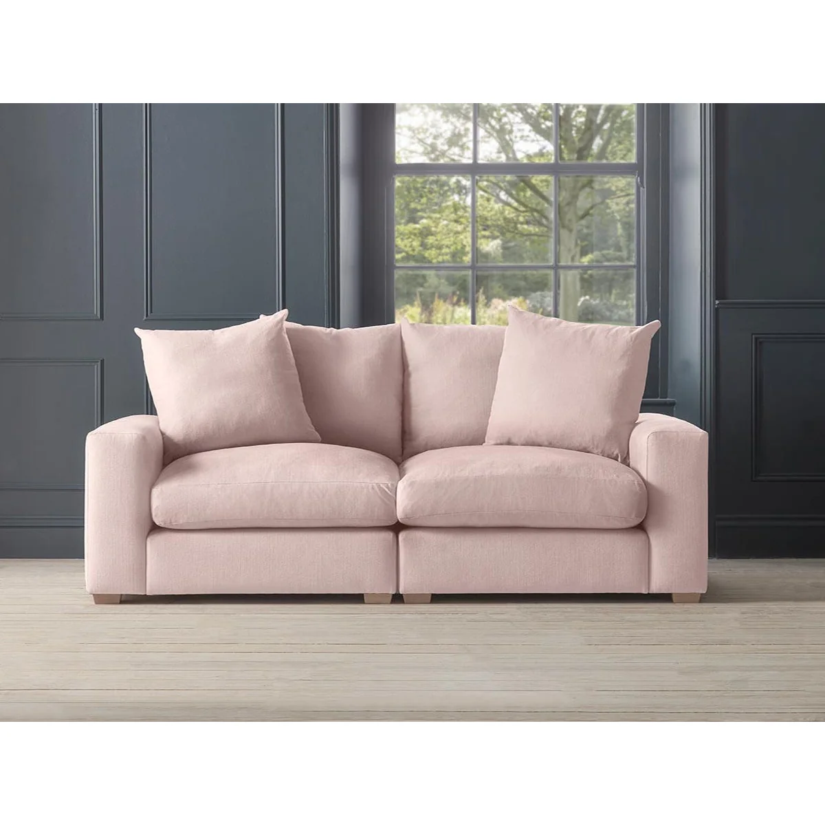 Lyon Sofa – image 12