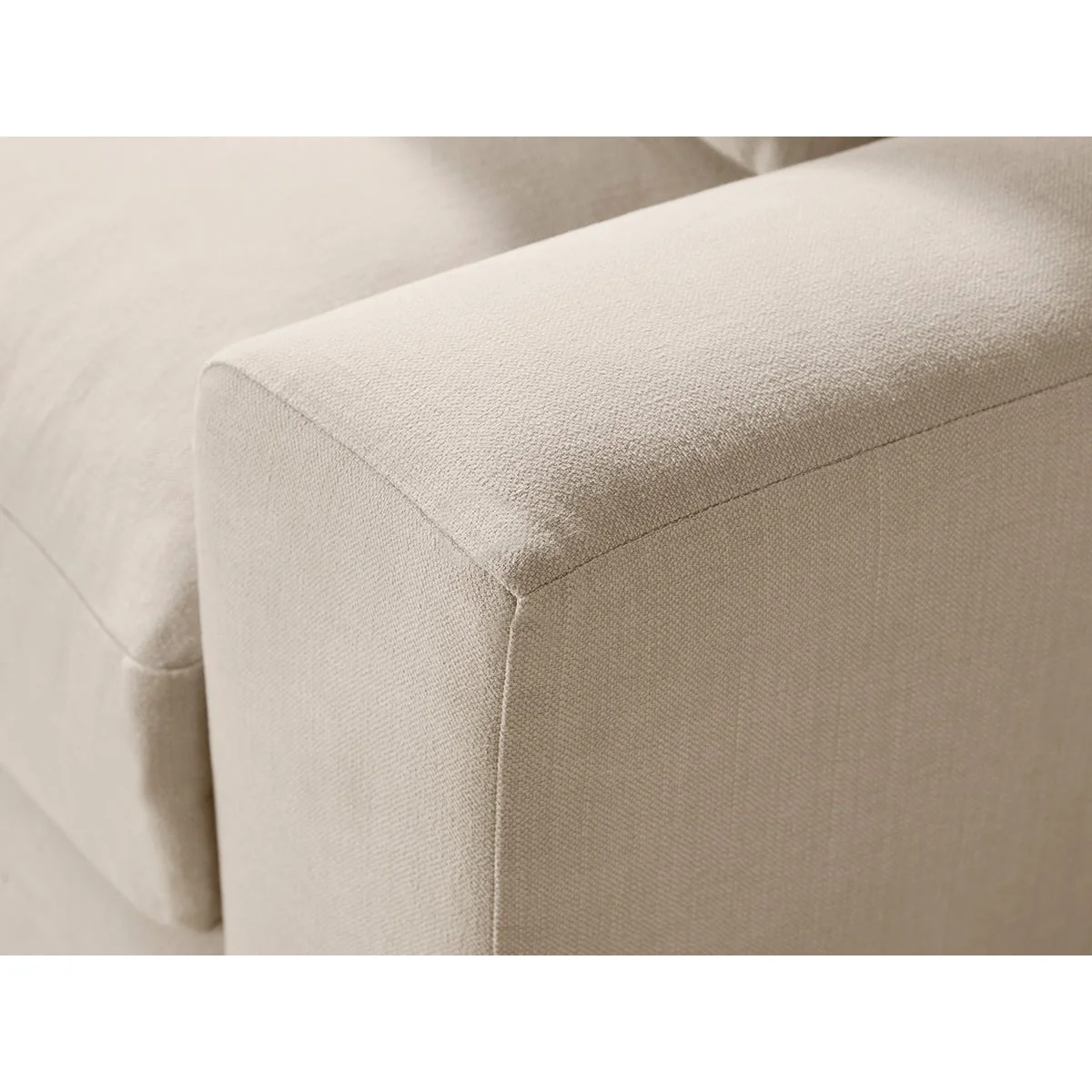 Lyon Sofa – image 4