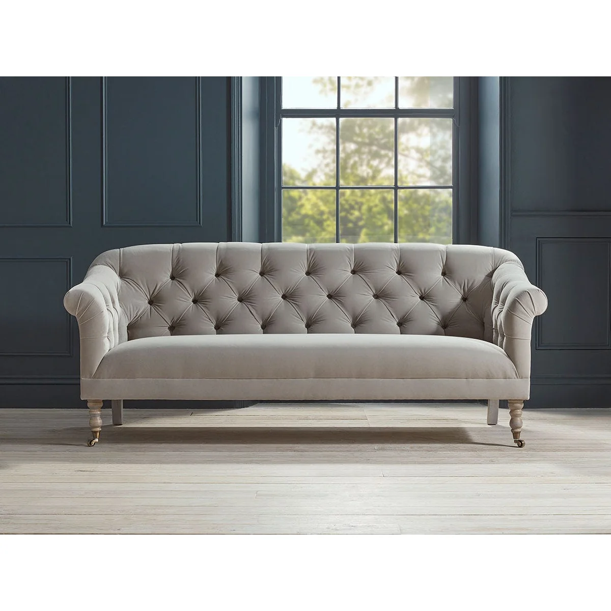 Domme Sofa – image 5