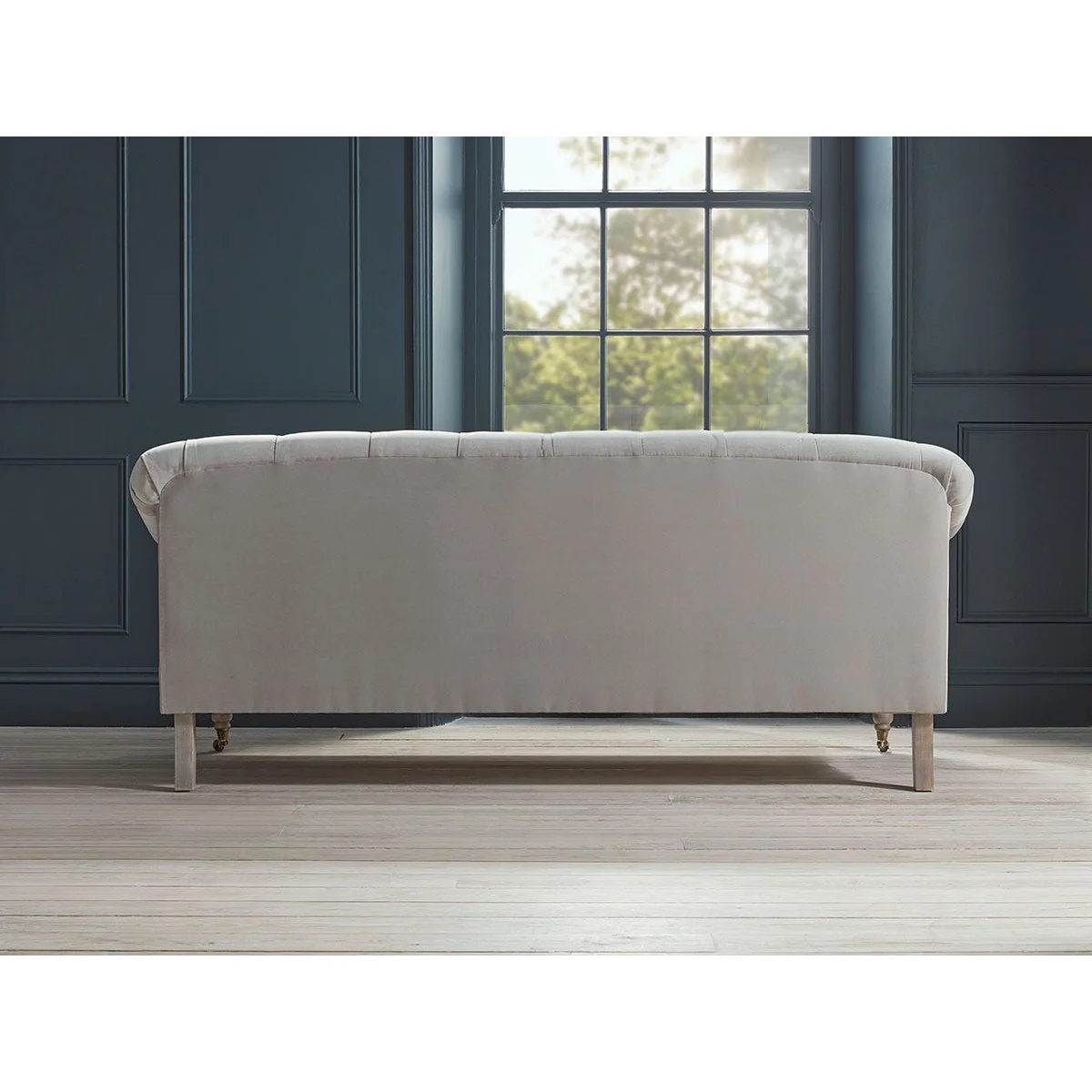 Domme Sofa – image 6