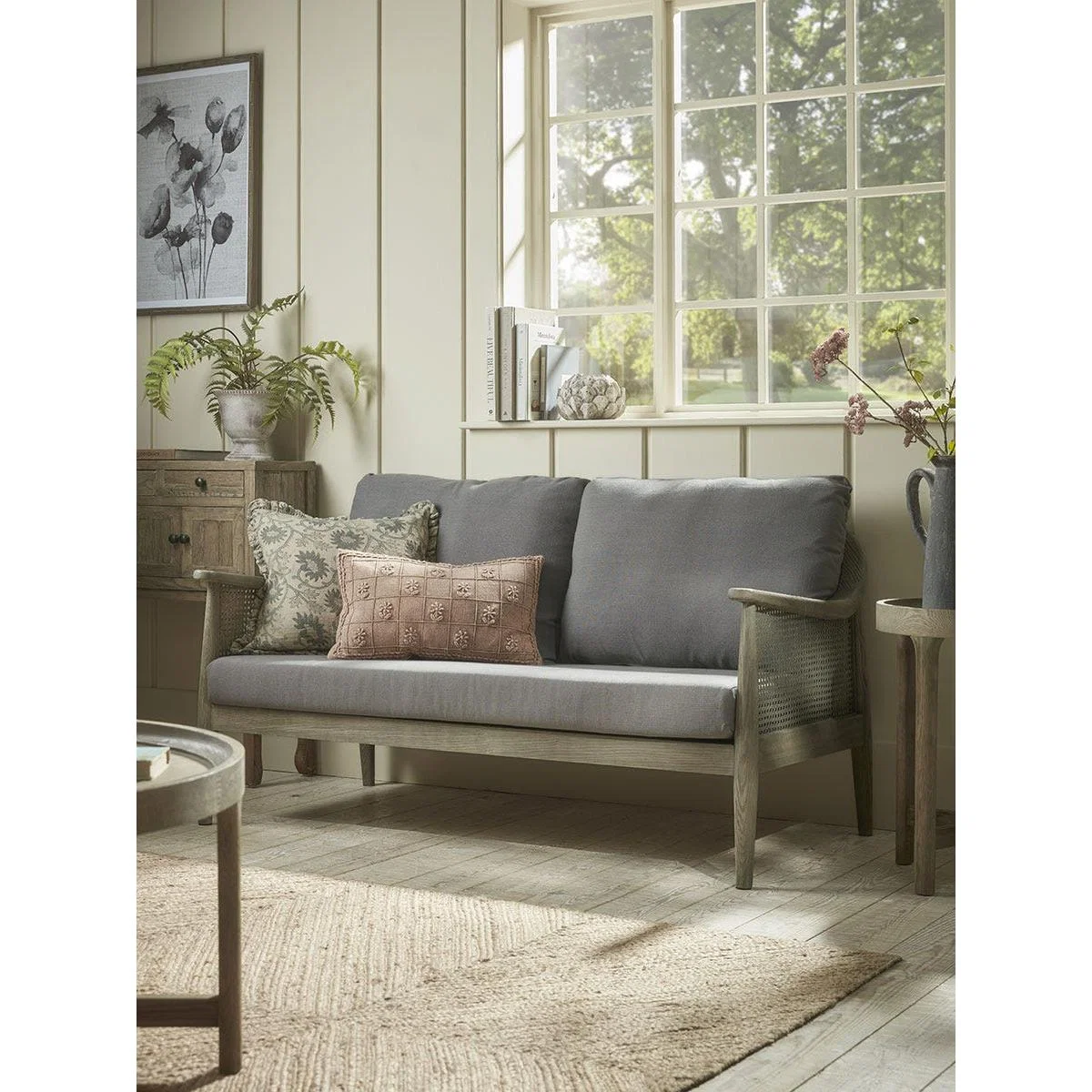 Aged Wicker Sofa – image 2