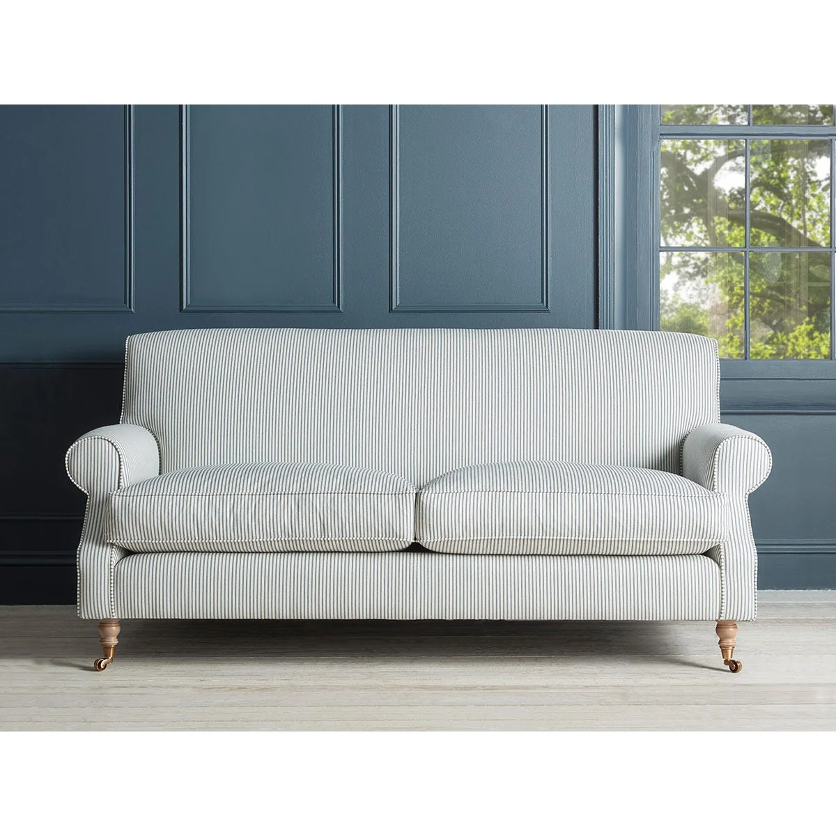 Annecy Sofa – image 6