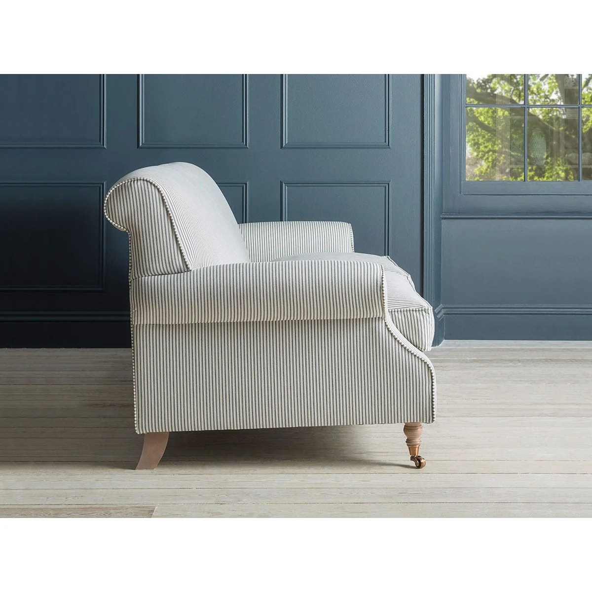 Annecy Sofa – image 7