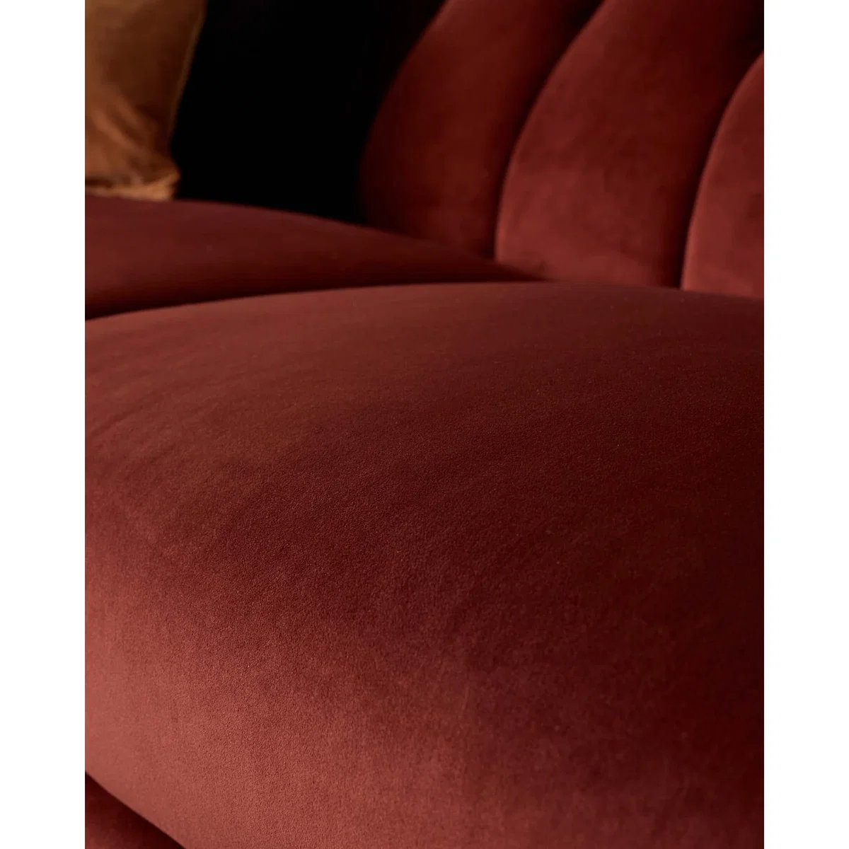 Valentina red velvet 2 seater sofa – image 5
