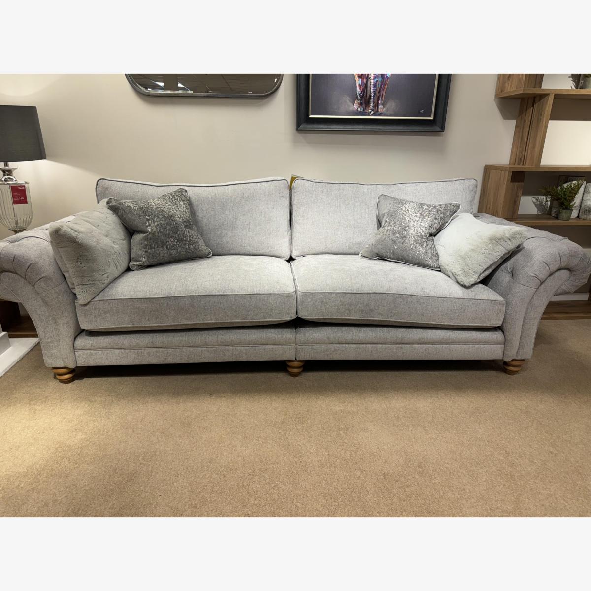 Blenheim 4 Seater Grand sofa – image 1